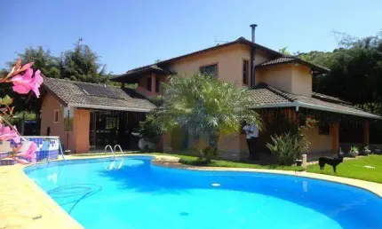 Chácara com 3 dormitórios à venda, 3200 m² por R$ 950 Mil - Laranjal - Atibaia SP