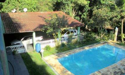Chácara de 4 Dormitórios com Piscina Aquecida à Venda em Guaraiuva, Vargem/SP