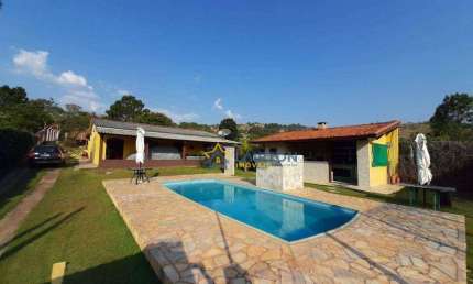 Chácara com 4 Dormitórios à Venda em Caiocara, Atibaia - 1000 m² - Com Piscina e Espaço Gourmet