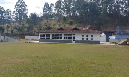 Fazenda de 198 Hectares com 3 Dormitórios à Venda em Joanópolis/SP - R$ 8.500.000