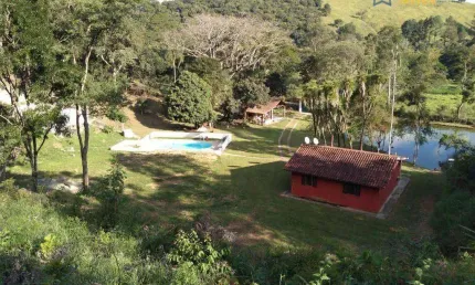Sítio à venda, 40000 m² por R$ 990.000,00 - Moenda - Joanópolis/SP