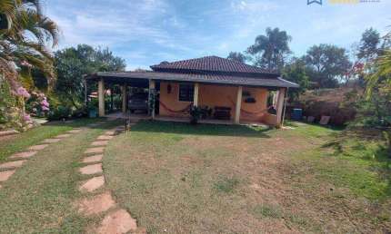 Chácara com 2 Dormitórios e Casa para Hóspedes à Venda no Maracanã, Jarinu – 3.520 m²