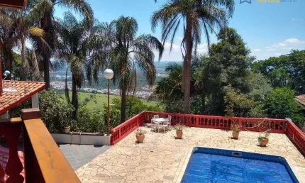 Espaçosa Chácara à venda, 3 dormitórios, 1600 m² - R$ 950.000 - Bairro Tanque, Atibaia/SP