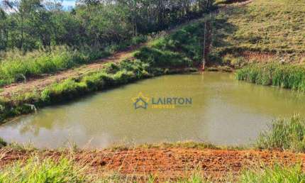 Sítio com 1 dormitório à venda, 20000 m² por R$ 600.000 - Peão - Piracaia/SP