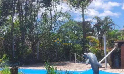 Ampla Chácara com 4 Dormitórios e Área de Lazer Completa à Venda em Mairiporã, SP