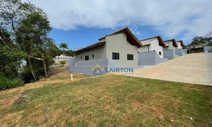 Casa à venda, 108 m² por R$ 680.000,00 - Jardim Estância Brasil - Atibaia/SP