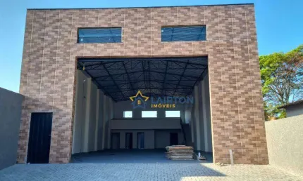 Galpão à Venda no Jardim Imperial, Atibaia - 260 m² de Construção por R$ 1.500.000