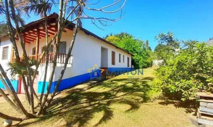 Ampla Chácara de 1000m² com 4 Dormitórios e Piscina em Chácaras Fernão Dias, Atibaia