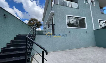 Casa Espaçosa com 3 Suítes à Venda no Bairro Nova Gardênia, Atibaia