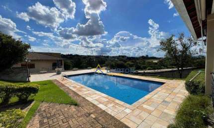 Casa de altíssimo padrão disponível para visitas, venha conhecer!
