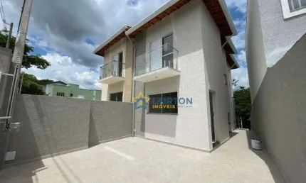 Magníficos Sobrados com Piscina à Venda - Localização Privilegiada