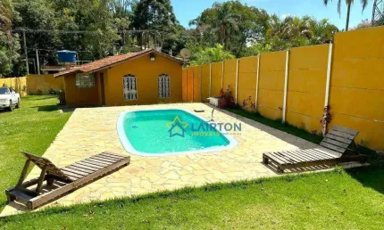 Chácara Espetacular à Venda em Água Espraiada, Atibaia/SP - Pronta para Morar