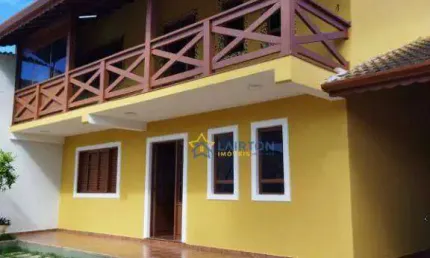 Casa Espaçosa com 4 Dormitórios à Venda na Vila Nova Aclimação, Atibaia/SP