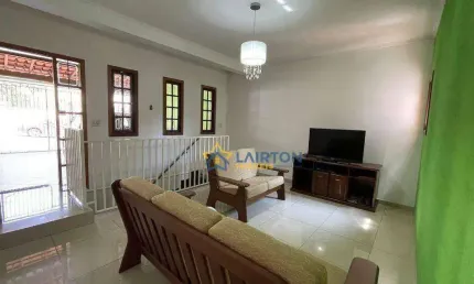 Casa com 2 Dormitórios à Venda no Jardim Alvinópolis, Atibaia/SP - 130 m²