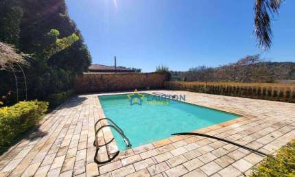 Chácara com Piscina, Salão de Jogo, Salão de Festa e 5 Dormitórios (1 Suíte)
