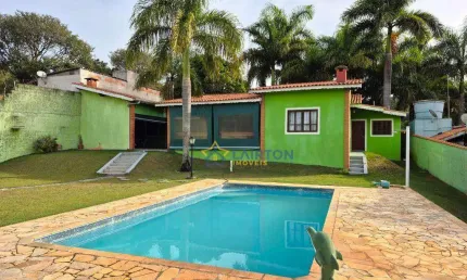 Chácara à venda em Itatiba com piscina, 3 dormitórios e área gourmet – 1.001 m² de terreno