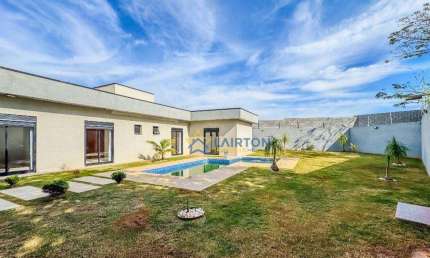 Casa com 4 dormitórios à venda por R$ 1.500.000,00 - Piqueri - Atibaia/SP