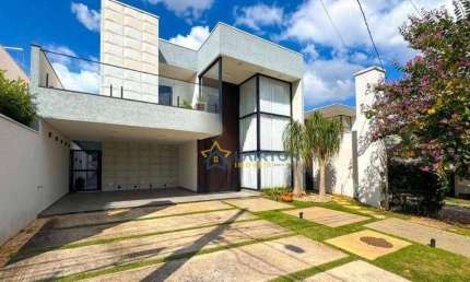 Casa mobiliada à venda em condomínio fechado em Atibaia – 3 suítes, piscina, porteira fechada
