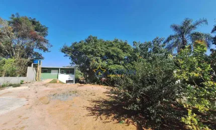 Oportunidade em Atibaia – Terreno com Edícula e Financiamento! ??