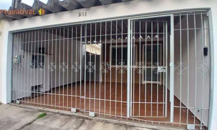 Casa com 3 quartos para alugar na Rua Leonardo Piunti, São Luiz, Itu