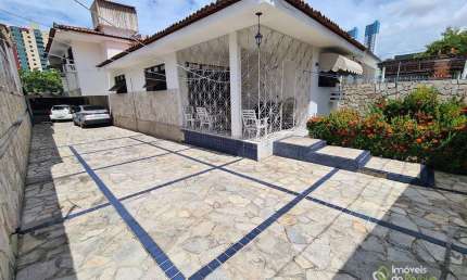 Casa para Venda em João Pessoa, Manaíra, 5 dormitórios, 3 suítes, 4 banheiros, 5 vagas