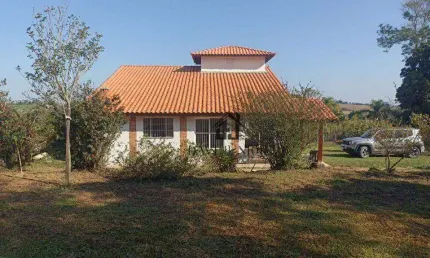 Chácara com 3 dormitórios sendo 1 suite à venda, 2347 m² por R$ 550.000 - Jundiacanga - Araçoiaba da Serra/SP