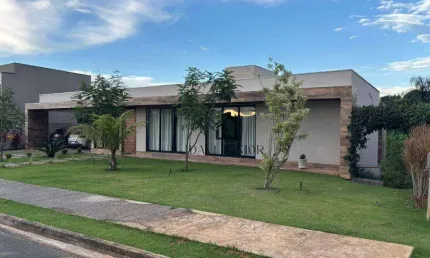 Casa com 4 dormitórios sendo 1 suíte à venda, 292 m² por R$ 1.700.000 - Condomínio Village Ipanema II - Araçoiaba da Serra/SP