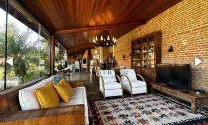 Casa com 8 dormitórios sendo 3 suítes à venda, 500 m² por R$ 5.500.000 - Condomínio Porto de Ibiúna - Ibiúna/SP