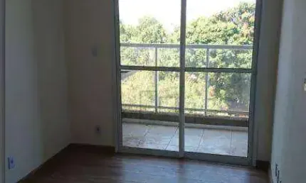 Apartamento com 2 dormitórios à venda, 53 m² por R$ 270.000,00 - Chácaras Reunidas São Jorge - Sorocaba/SP