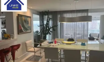 Apartamento no Campo Belo  Varanda Gourmet. 3 suítes