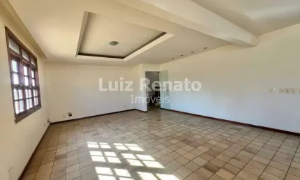 Casa para aluguel 8 quartos 1 suíte 6 vagas - Santa Tereza