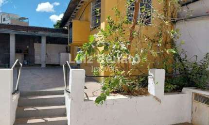 Casa com 3 quartos para alugar na Rua do Ouro, Serra, Belo Horizonte