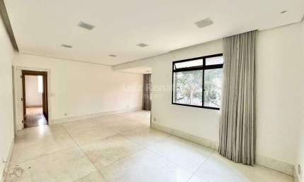Apartamento á venda 4 quartos no Bairro Santo Antônio
