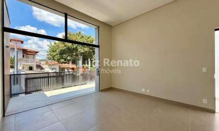 Casa com 3 quartos à venda na Rua Maria Vitória, Nova Vista, Belo Horizonte