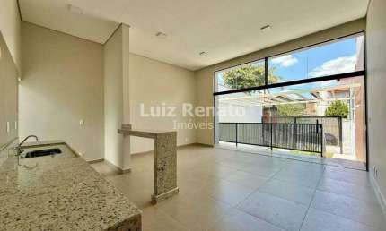 Casa com 3 quartos à venda na Rua Maria Vitória, Nova Vista, Belo Horizonte