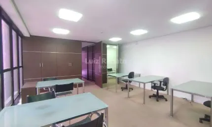Sala comercial para alugar na Rua dos Inconfidentes, Savassi, Belo Horizonte