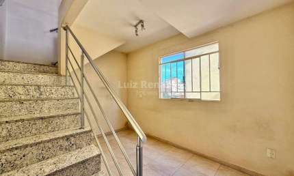 Casa com 5 quartos à venda na Rua Cabrobó, Sagrada Família, Belo Horizonte