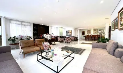 Apartamento de 468 m² com ótima localização à venda em Nova Lima.