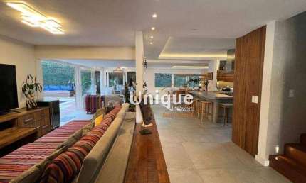 Casa com 4 dormitórios à venda, 180 m² por R$ 2.100.000,00 - Ferradura - Armação dos Búzios/RJ