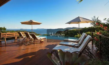 Casa com 6 dormitórios à venda, 256 m² por R$ 6.000.000,00 - Ferradurinha - Armação dos Búzios/RJ