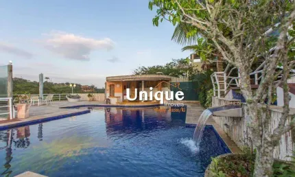 Casa com 5 dormitórios à venda, 650 m² por R$ 3.300.000,00 - Ferradura - Armação dos Búzios/RJ