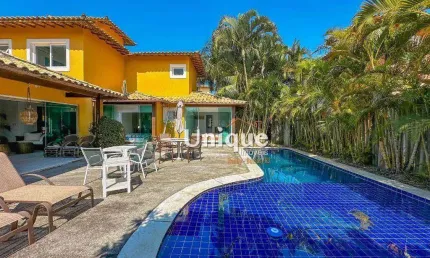 Casa com 4 dormitórios à venda, 215 m² por R$ 2.650.000,00 - Centro - Armação dos Búzios/RJ