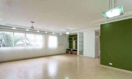 Apartamento reformado com 105m² com 2 suítes 1 vaga na Vila Olímpia próximo à Bandeirantes- São Pau