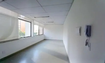 Sala  comercial para venda e locação com 28,59m² 1 banheiro no itaim bibi ao lado da avenida 9 de j