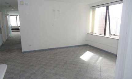 Conjunto comercial na Vila Clementino com 338 m², próximo à Escola Paulista de Medicina e metro Hos