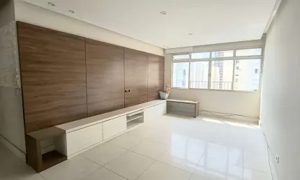 Apartamento à venda,reformado com 129m² andar alto 3 dormitórios 1 suíte 1 vaga no  Itaim Bibi, São