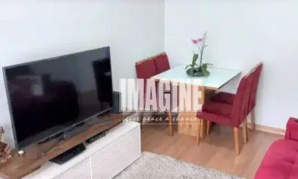 Sobrado em Condomínio em Itaquera com 2 Dorms, 1 Vaga, 68m²