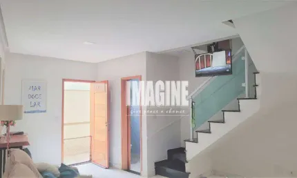 Sobrado em Condomínio na Vila Matilde com 3 Dormitórios, 3 Vagas, 160m²