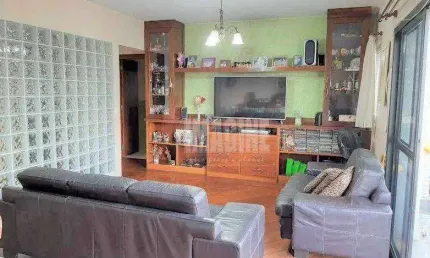 Apto na Água Rasa com 4 Dorms sendo 2 Suítes, 3 Vagas, 145m²