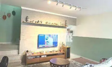 Sobrado na Vila Matilde com 3 Dorms sendo 1 Suíte, 4 Vagas, 120m²